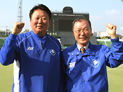 한국시리즈 2년 연속우승 주역 선동열 감독·김재하 단장